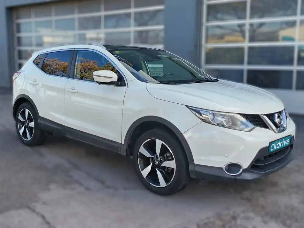 NISSAN qashqai