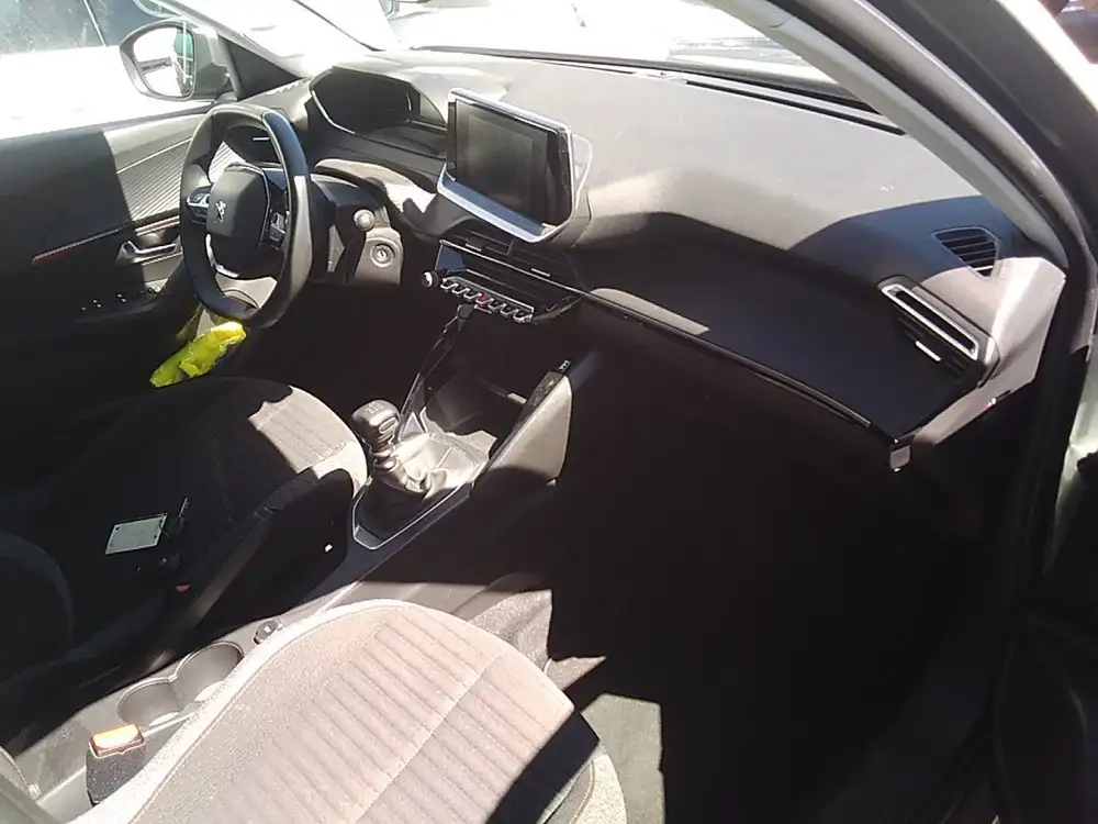 PEUGEOT 2008 - Foto 8 | Clidrive