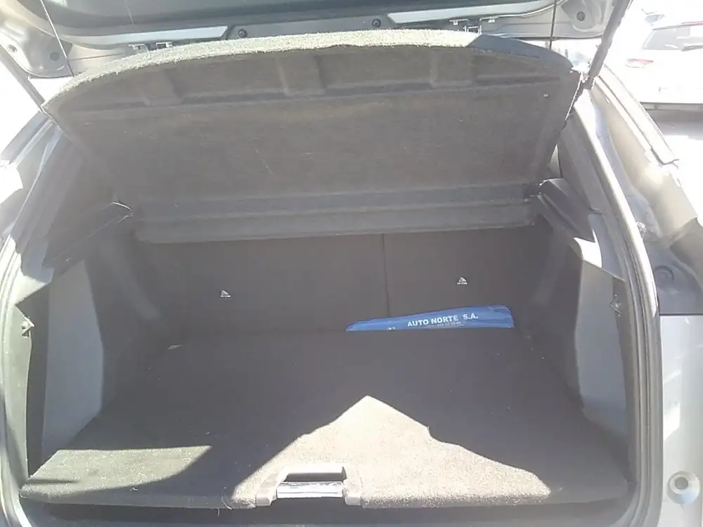 PEUGEOT 2008 - Foto 13 | Clidrive