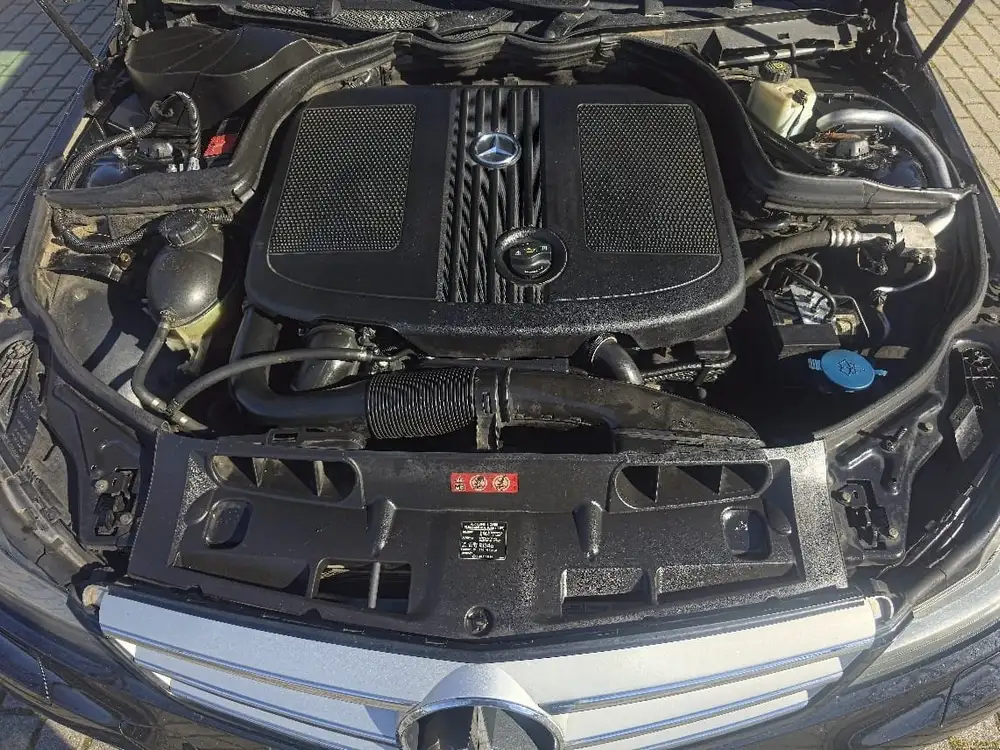 MERCEDES clase c - Foto 12 | Clidrive