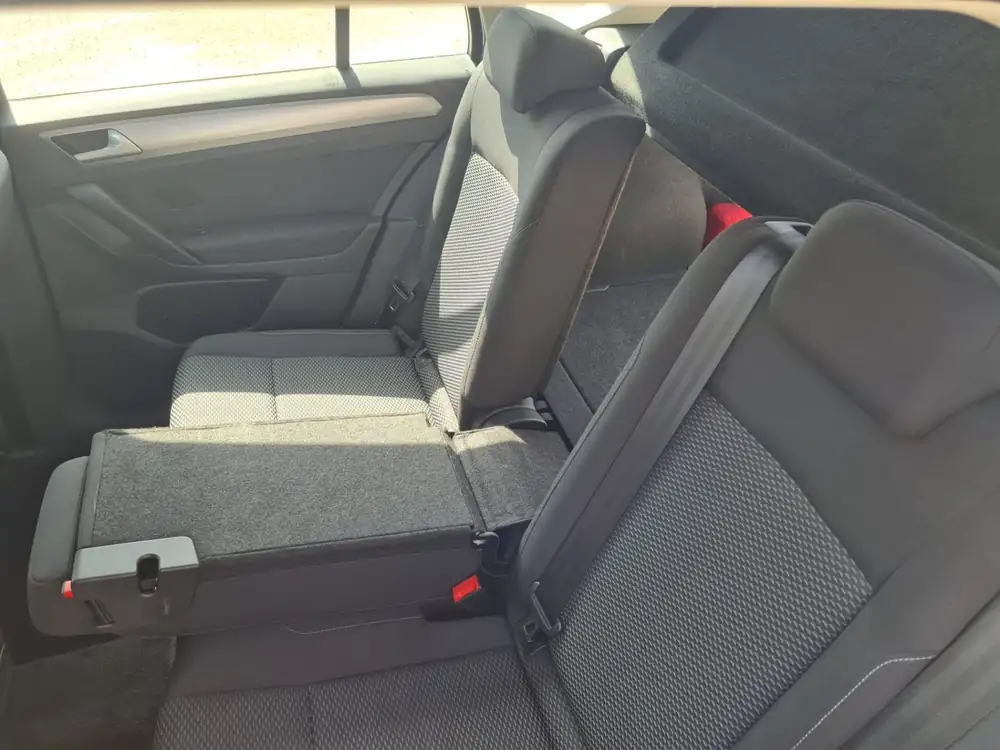 VOLKSWAGEN golf sportsvan
