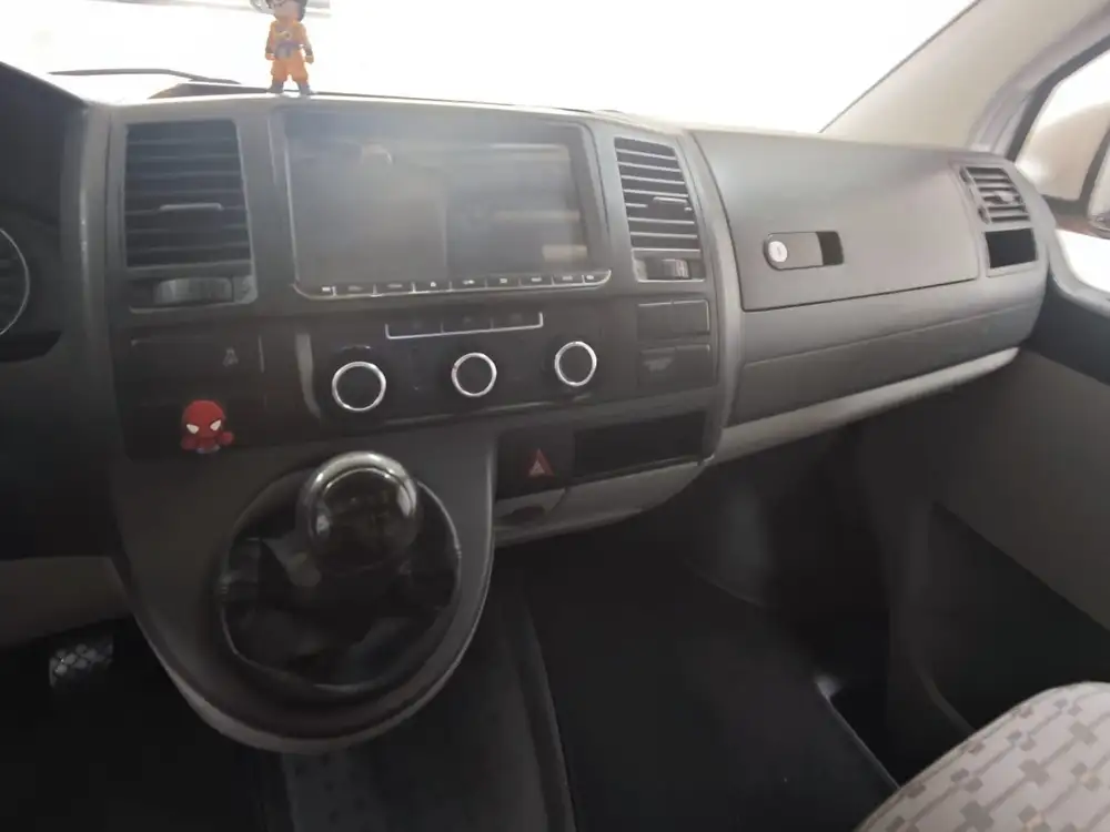 VOLKSWAGEN transporter