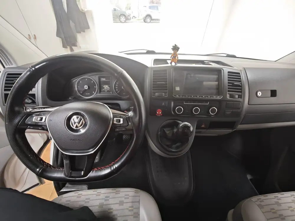 VOLKSWAGEN transporter