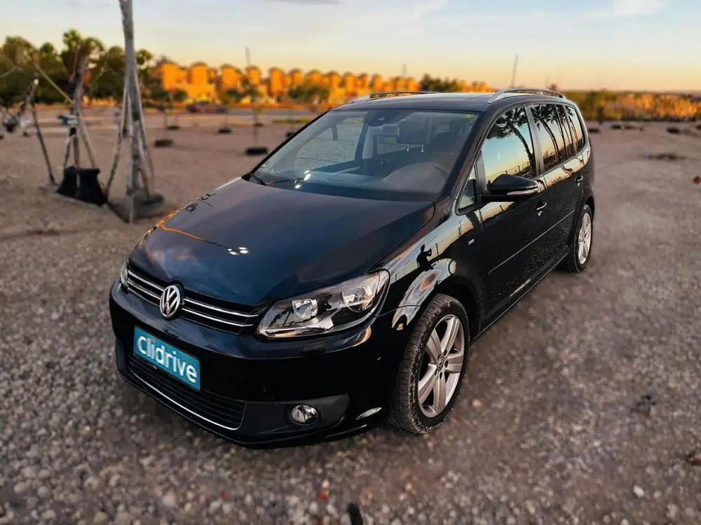 VOLKSWAGEN touran