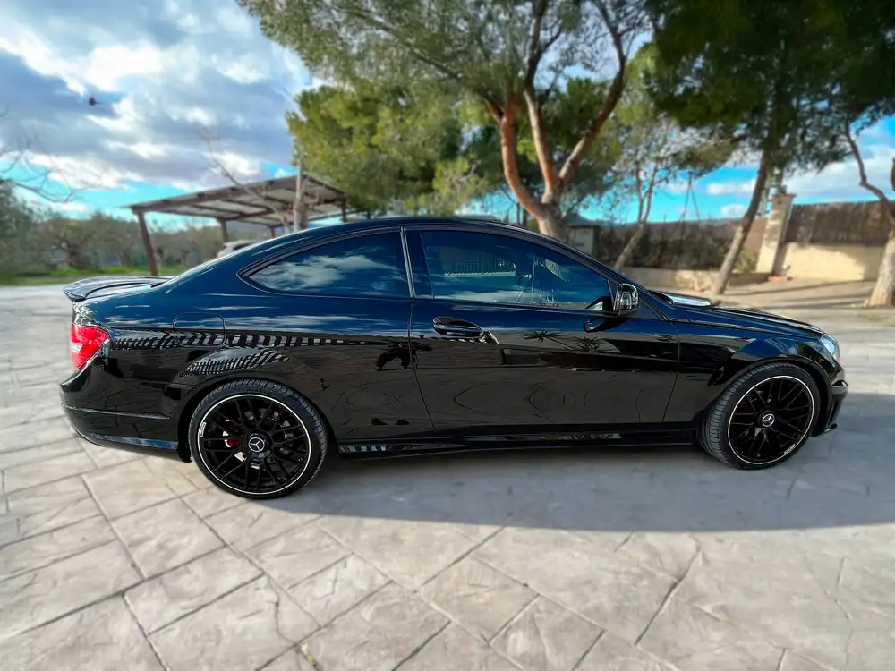 MERCEDES clase c