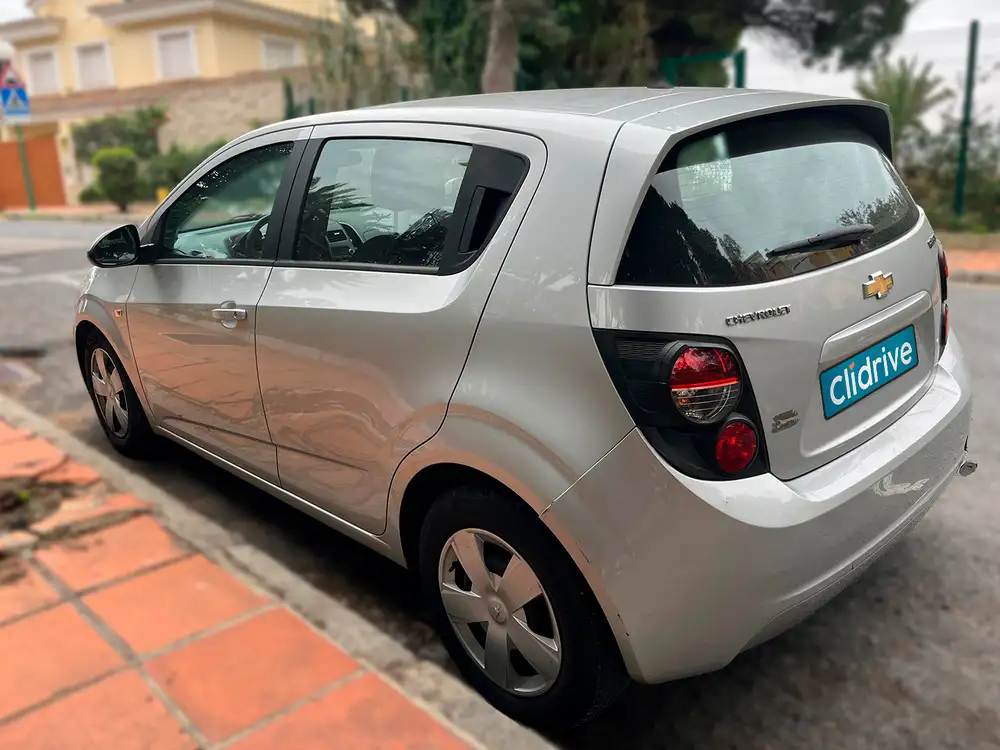 CHEVROLET aveo