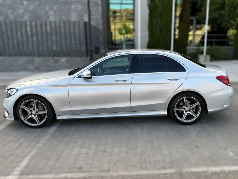MERCEDES clase c