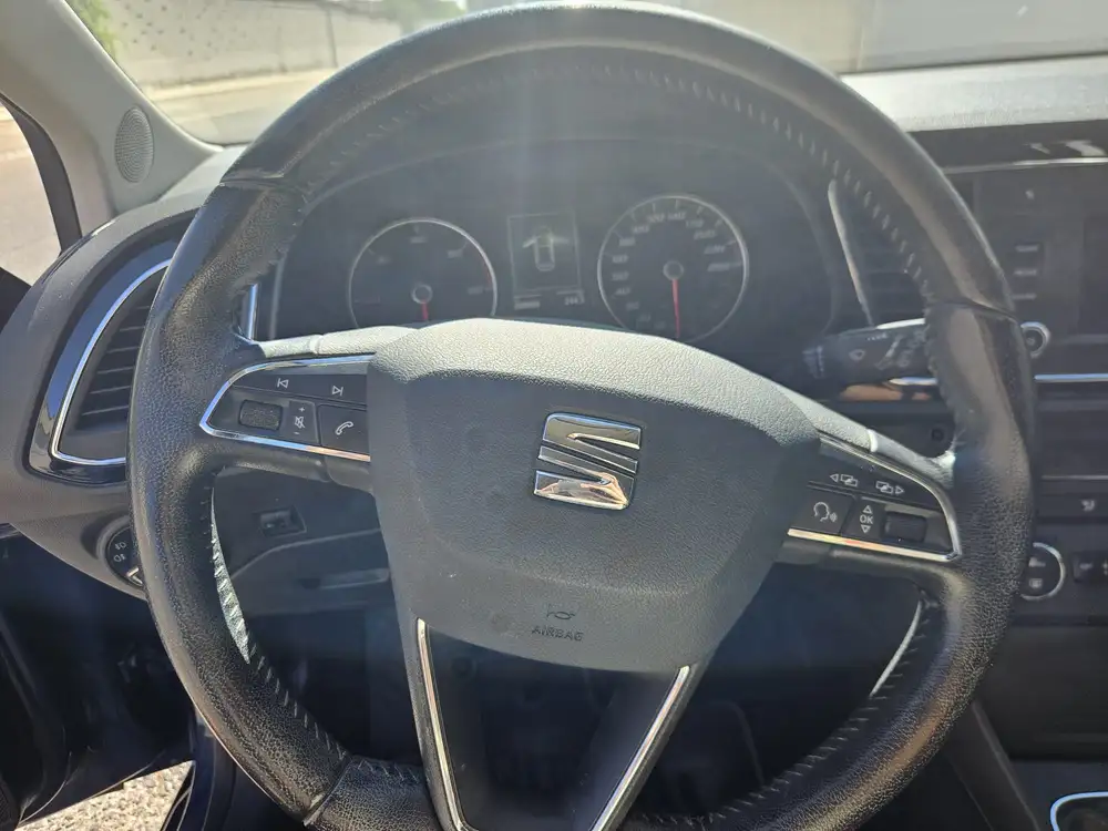 SEAT leon