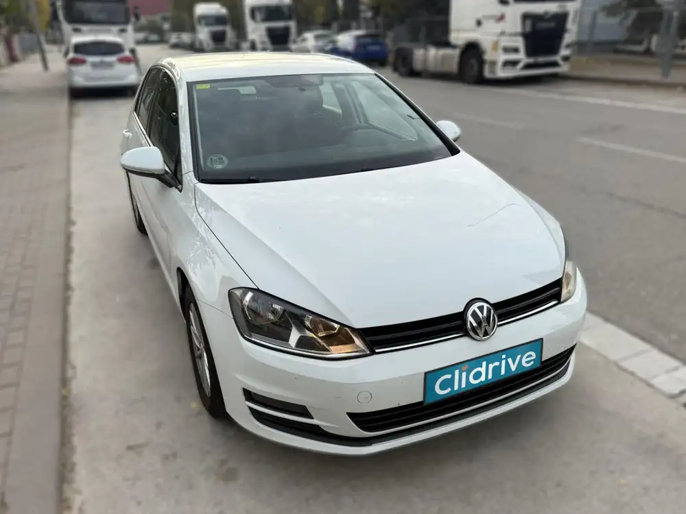 VOLKSWAGEN golf