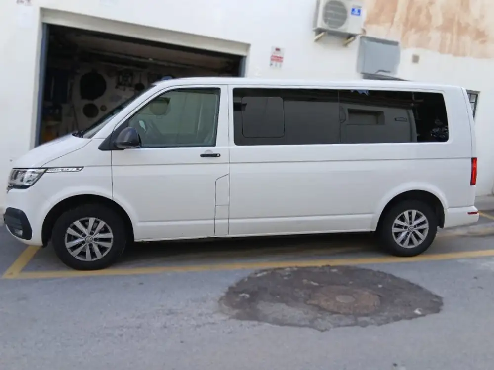 VOLKSWAGEN caravelle