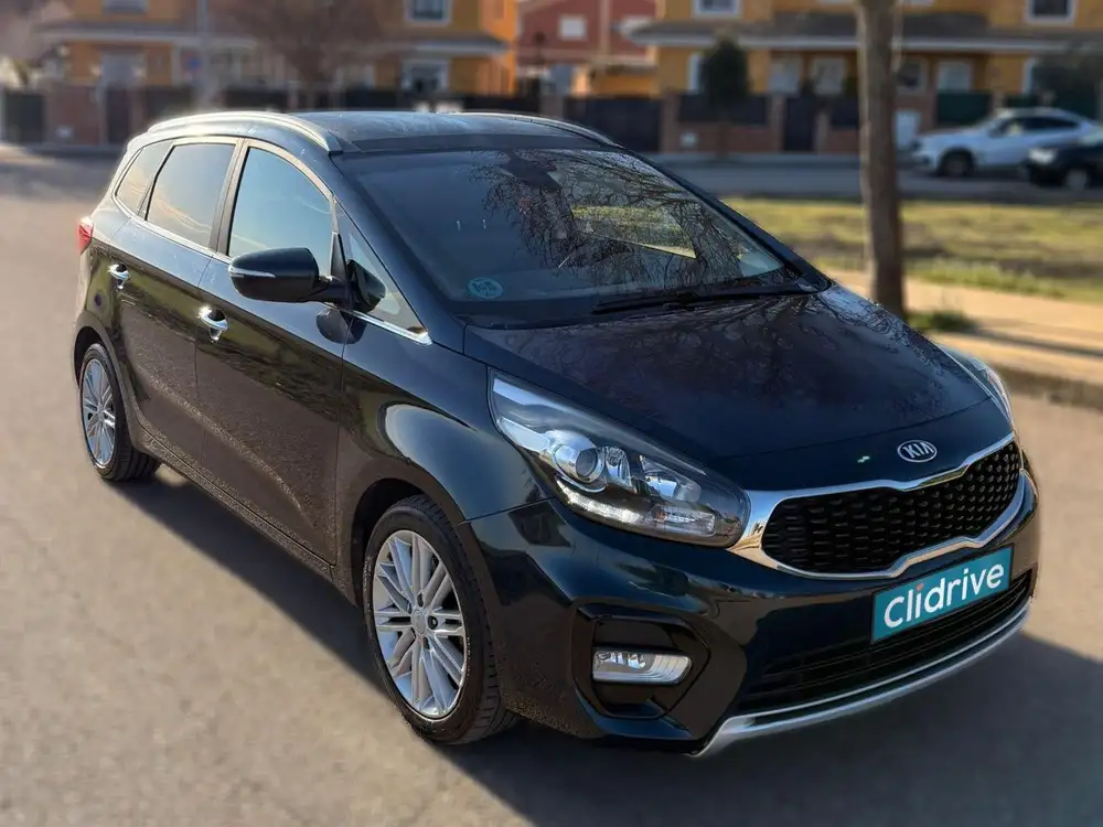 KIA carens