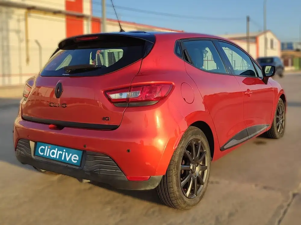 RENAULT clio