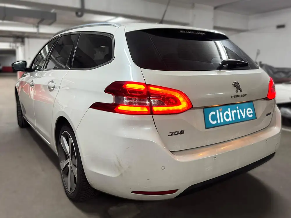 PEUGEOT 308