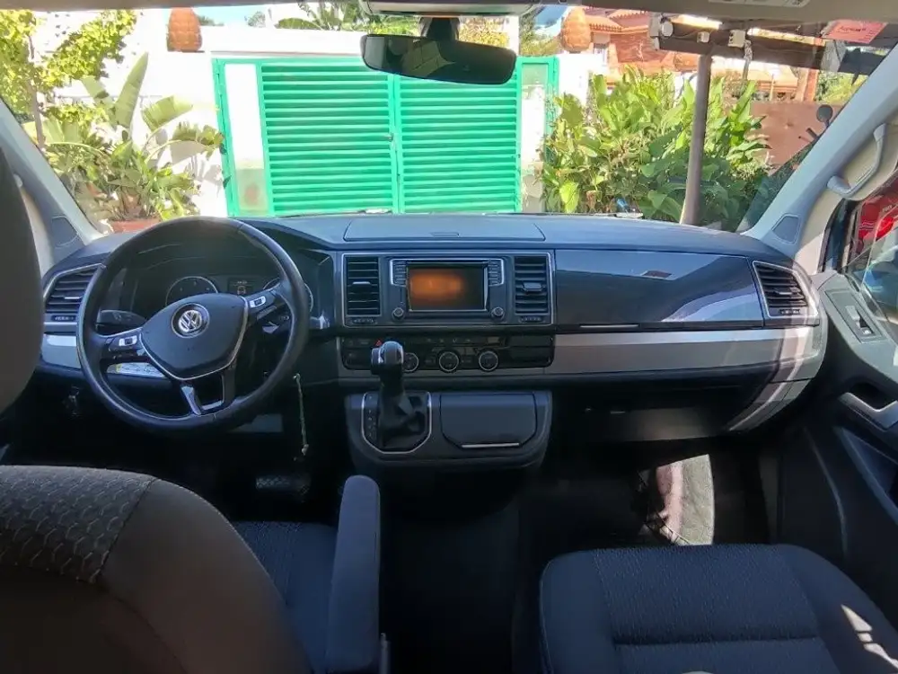 VOLKSWAGEN california