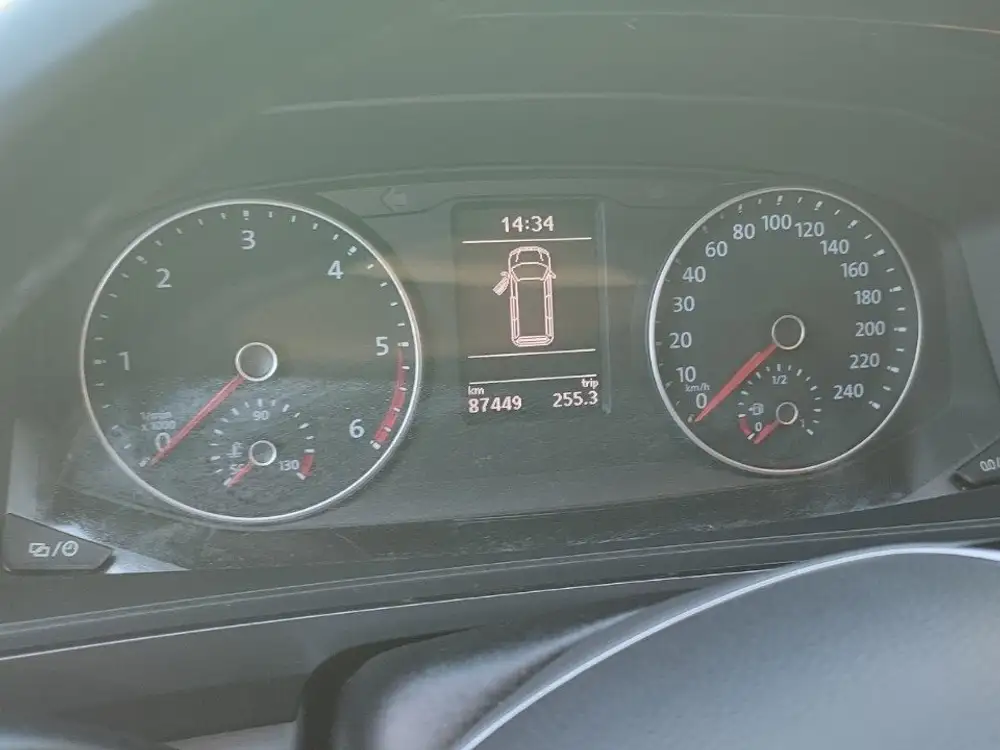 VOLKSWAGEN california