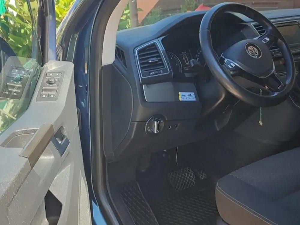 VOLKSWAGEN california