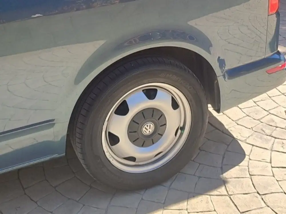 VOLKSWAGEN california