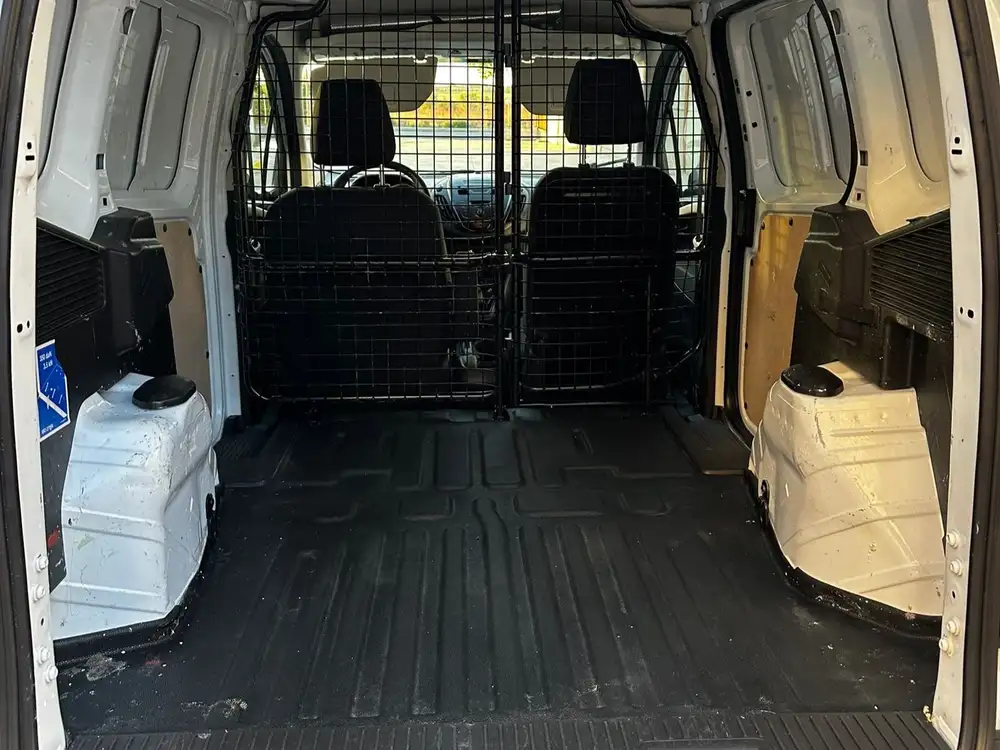 FORD transit courier