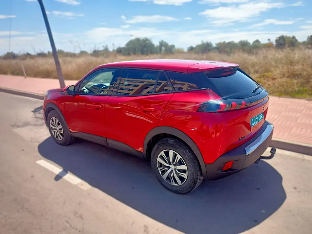 PEUGEOT 2008