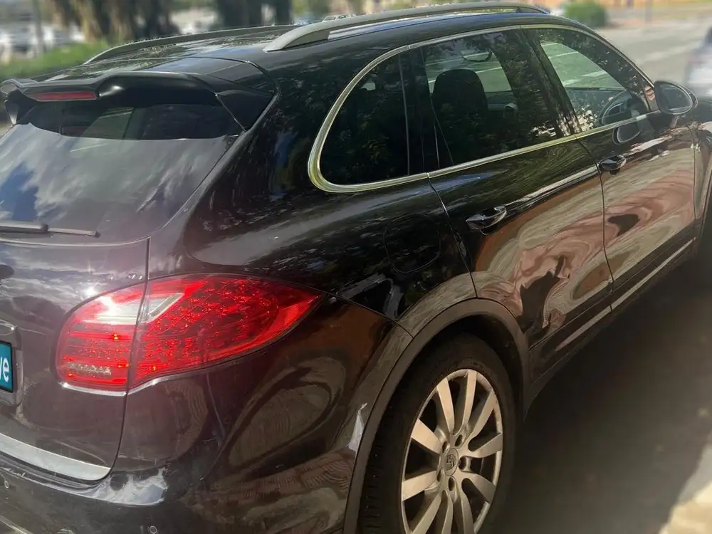 PORSCHE cayenne