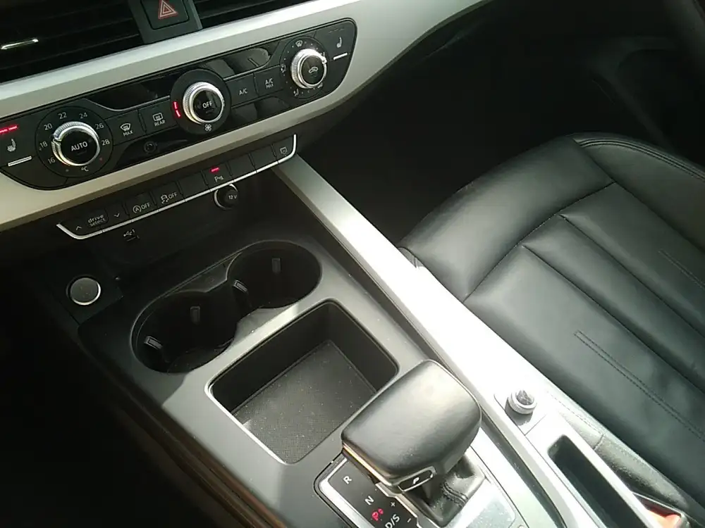 AUDI a4 - Foto 10 | Clidrive