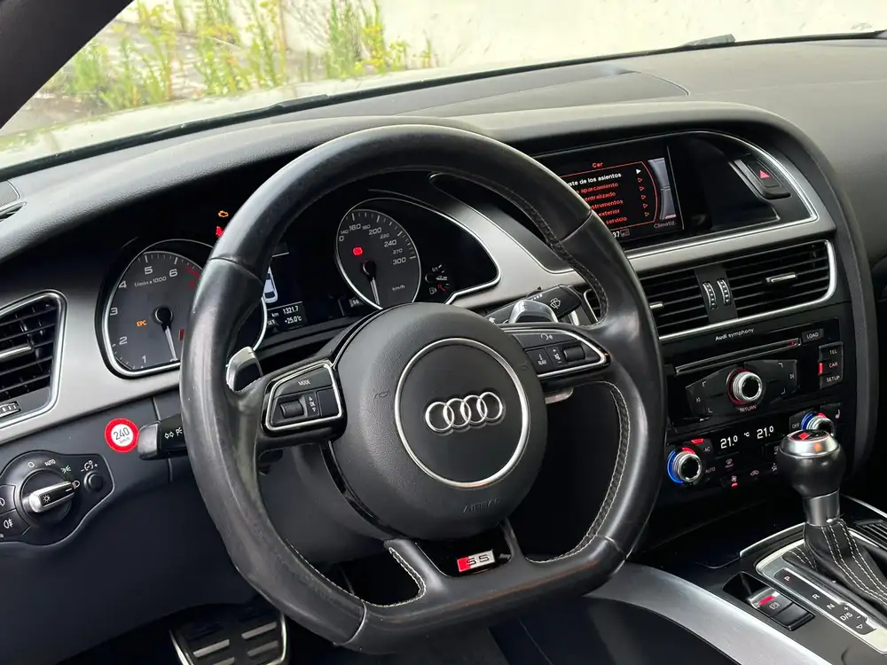 AUDI s5