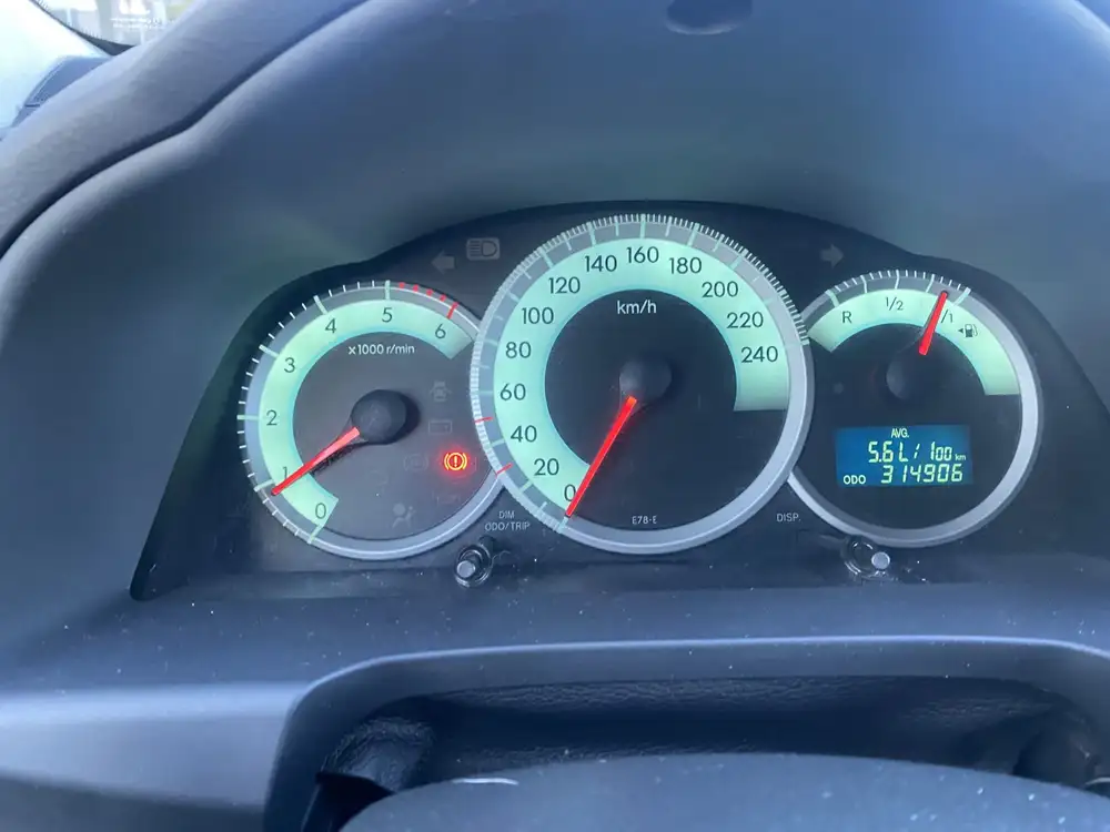 TOYOTA corolla verso