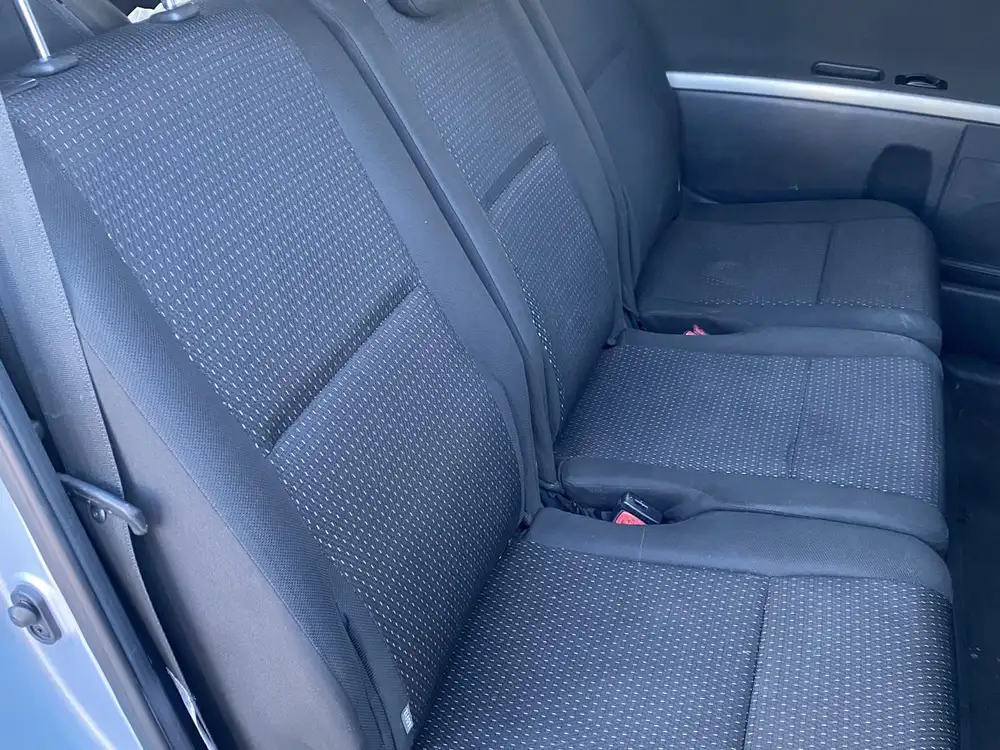 TOYOTA corolla verso