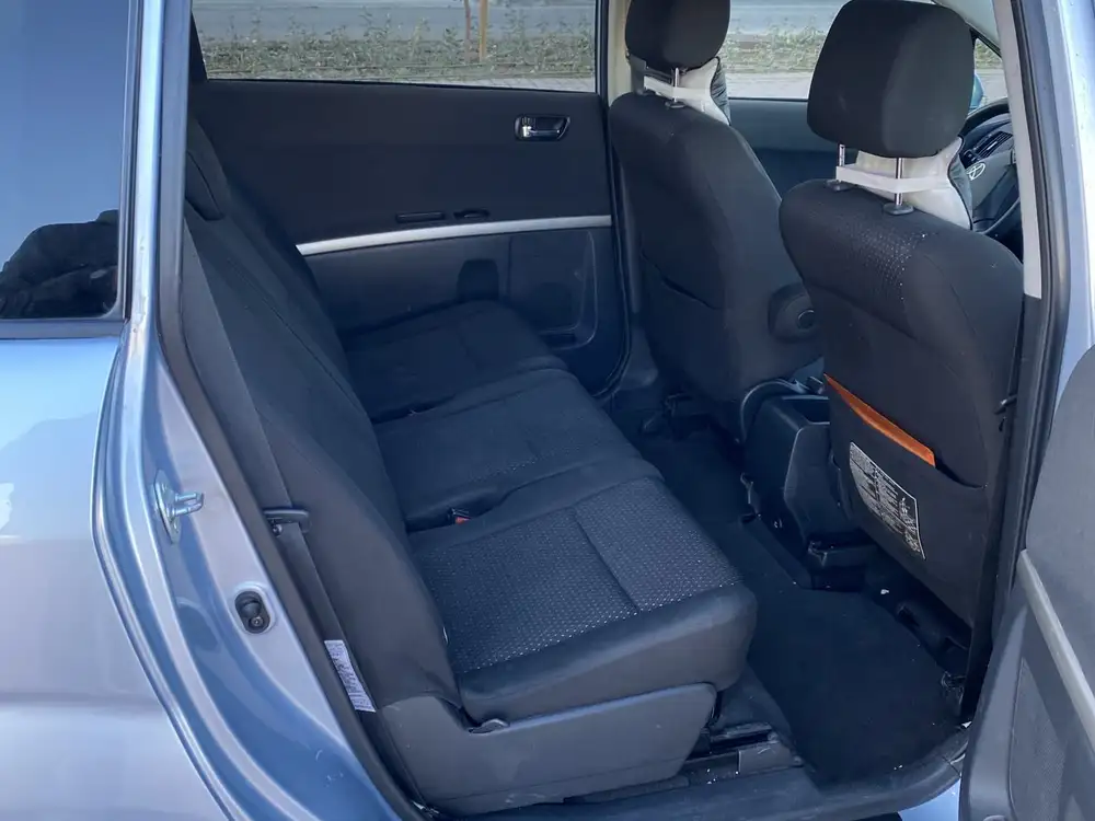 TOYOTA corolla verso