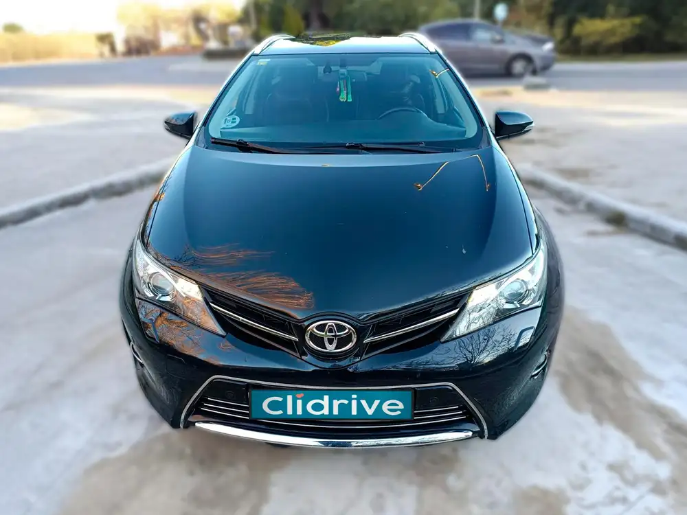 TOYOTA auris