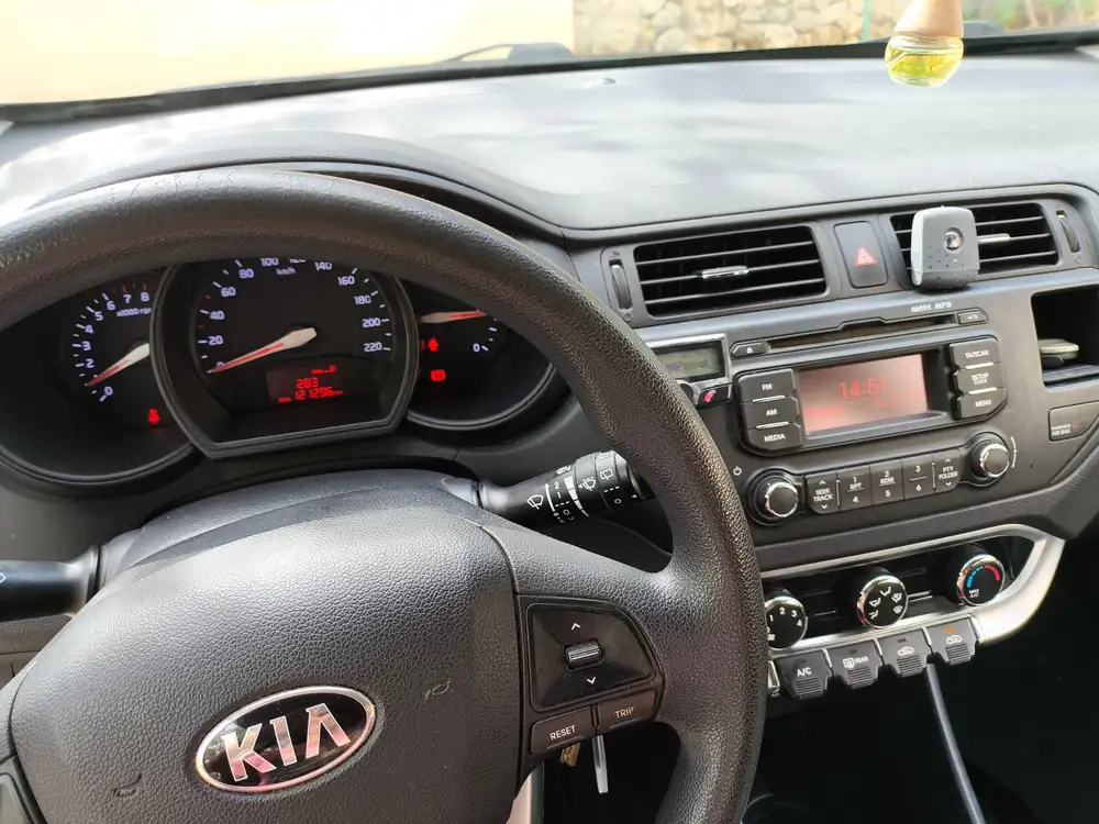 KIA rio