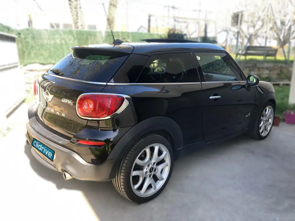 MINI paceman