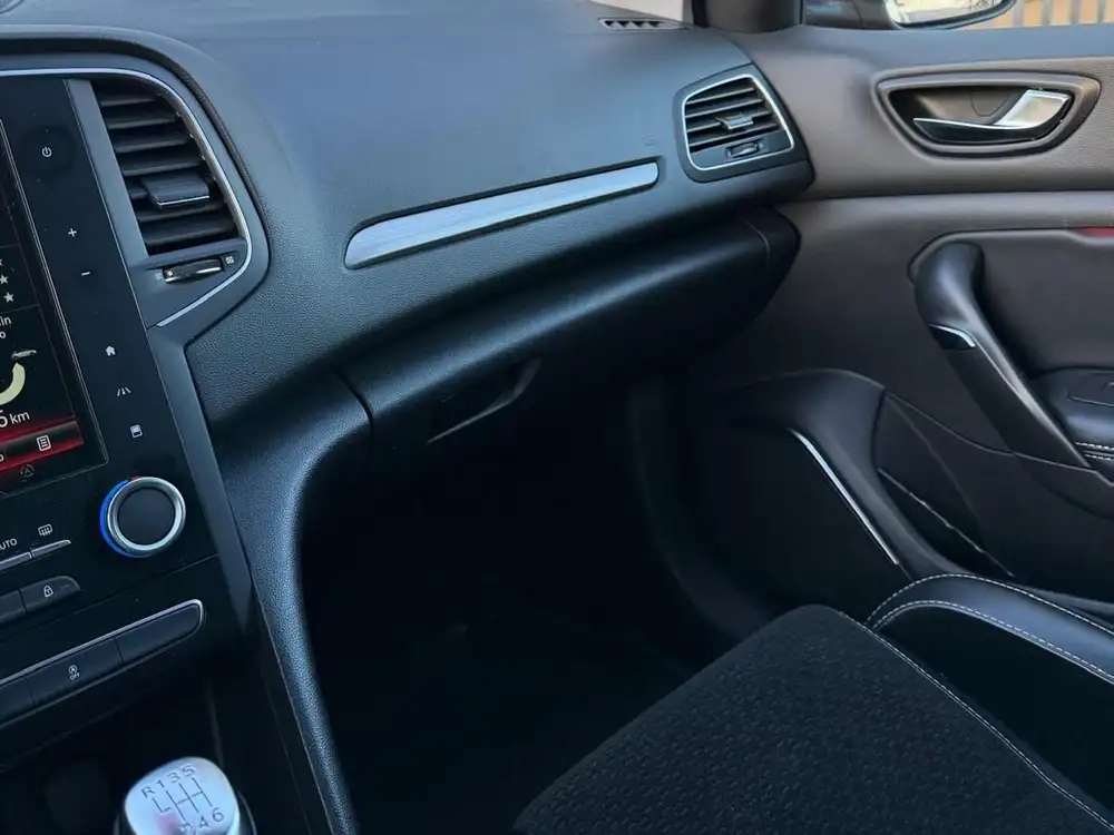 RENAULT megane - Foto 9 | Clidrive