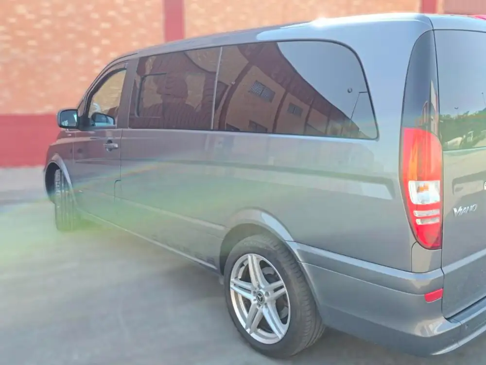 MERCEDES viano