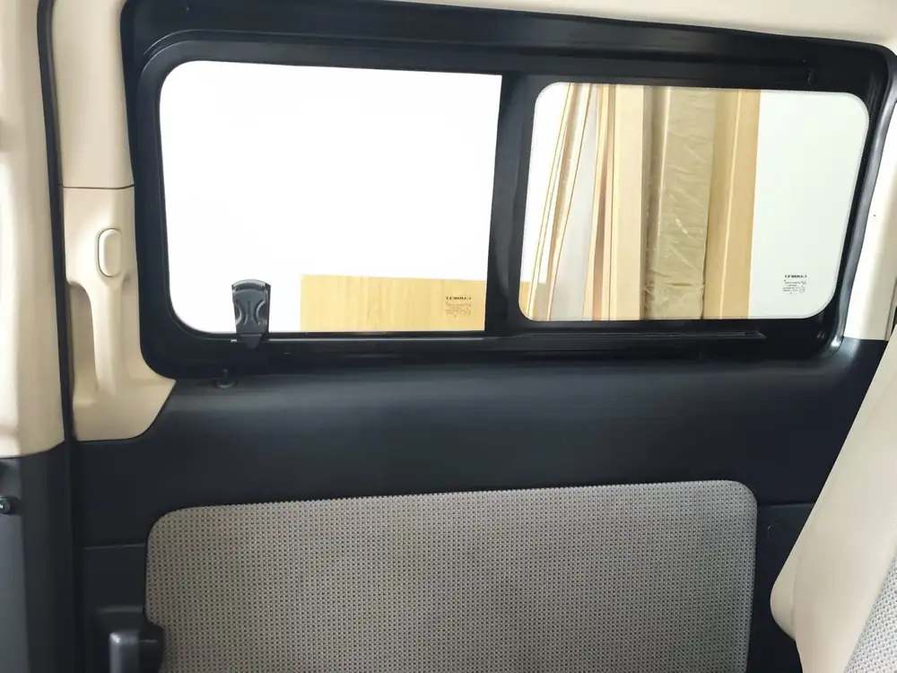 MERCEDES viano