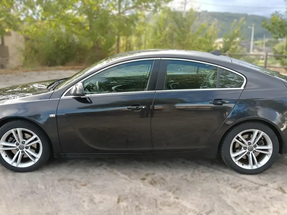 OPEL insignia