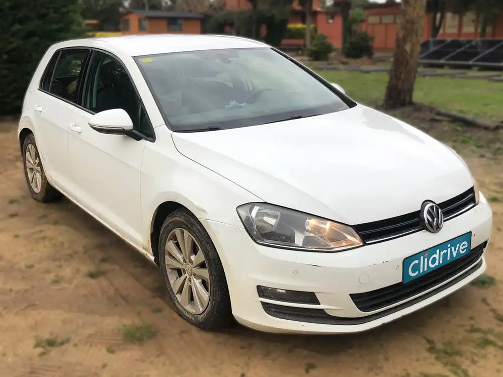 VOLKSWAGEN golf