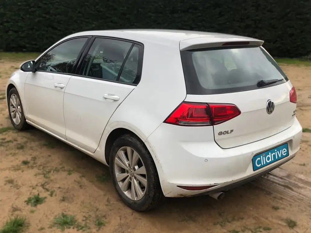 VOLKSWAGEN golf