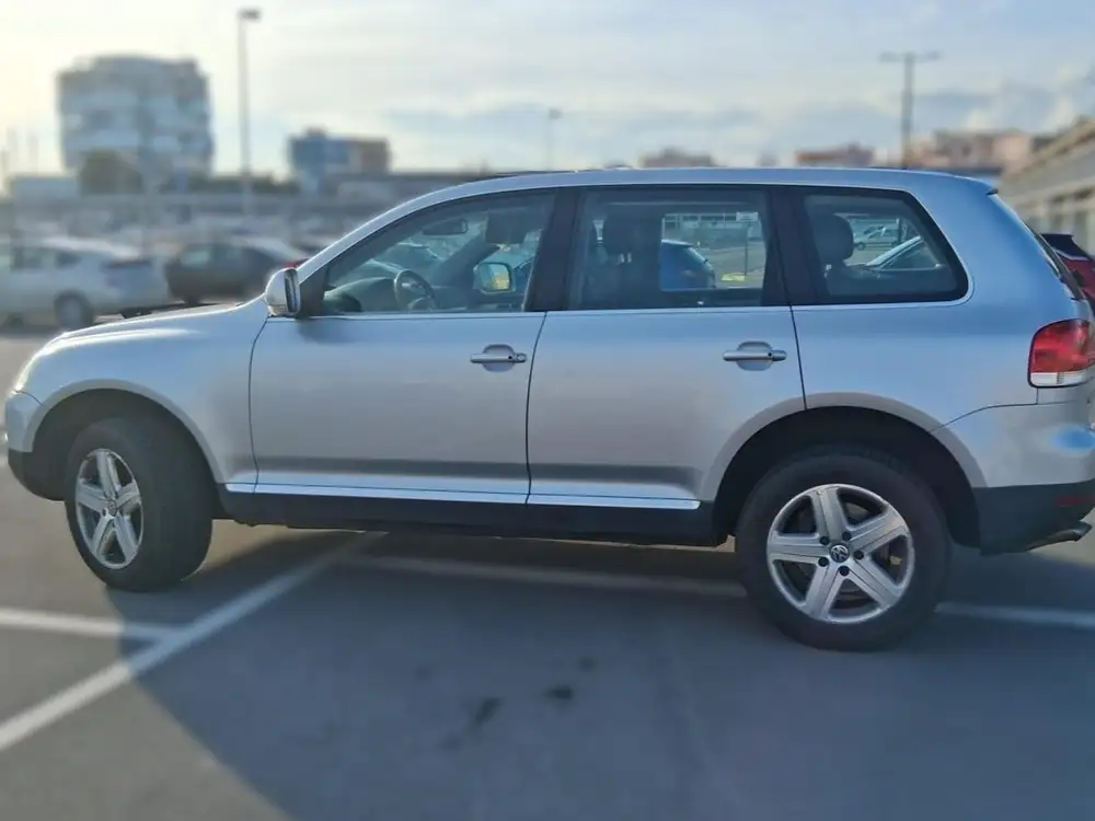 VOLKSWAGEN touareg - Foto 6 | Clidrive