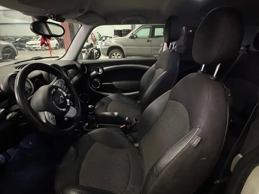 MINI mini