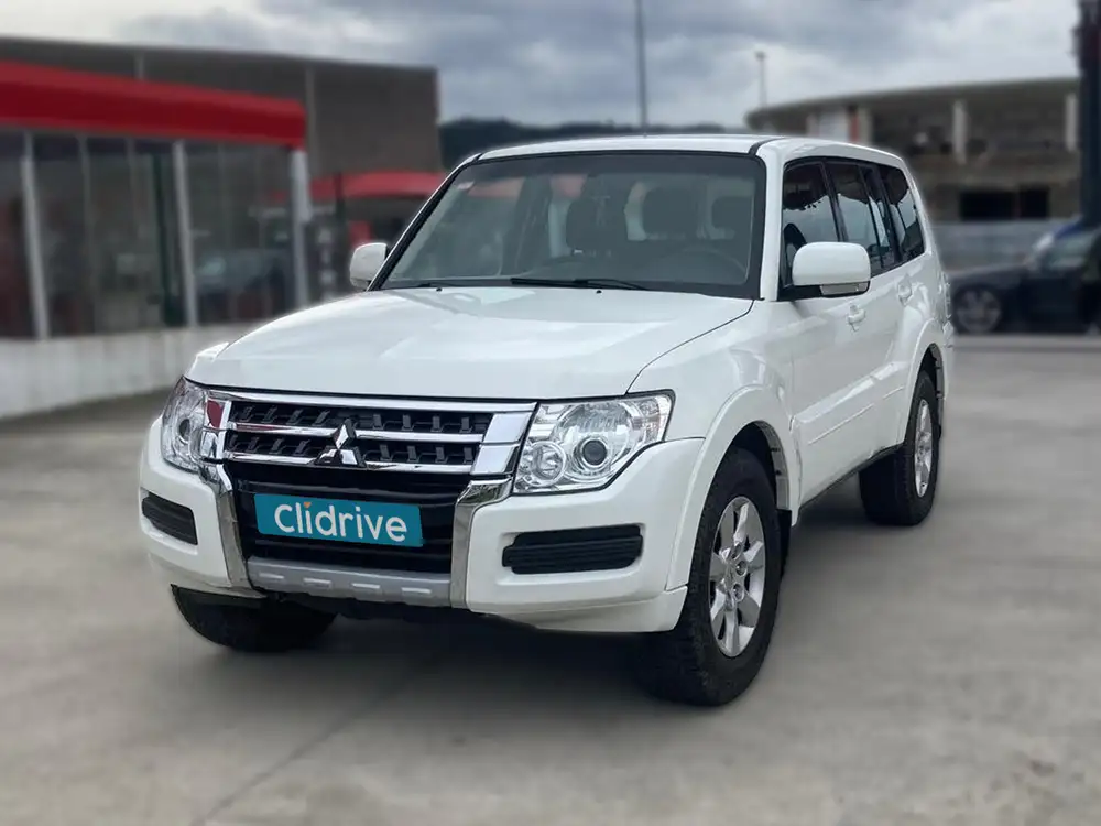 MITSUBISHI montero