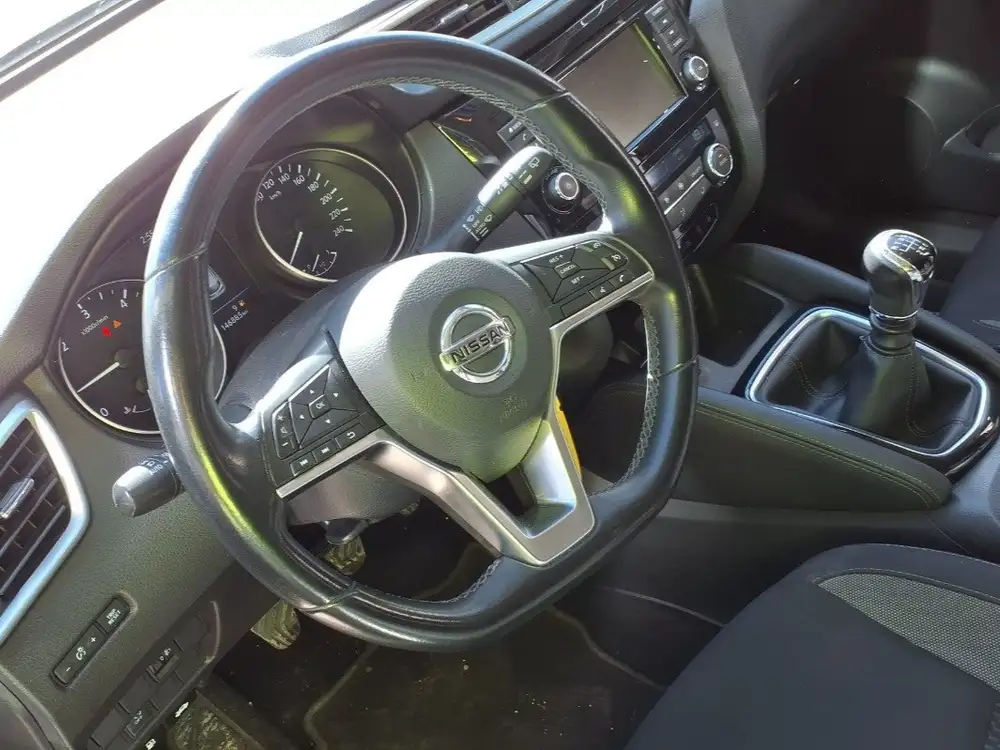 NISSAN qashqai