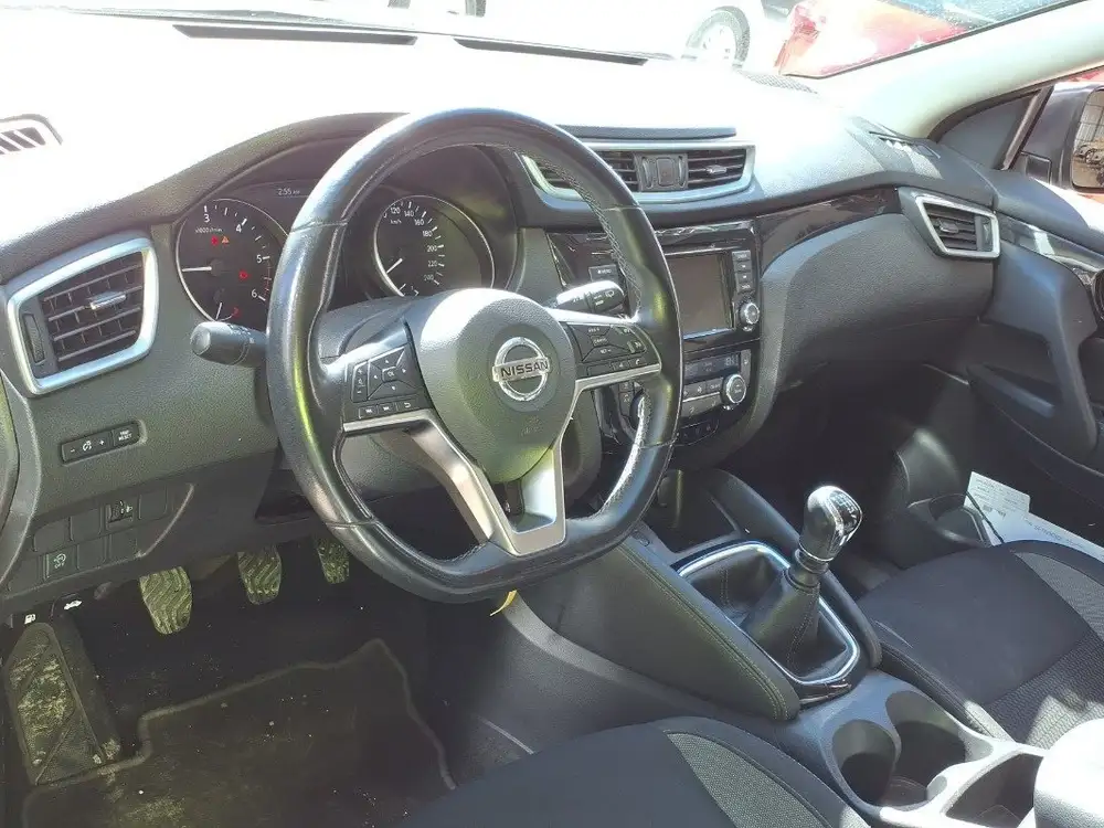 NISSAN qashqai