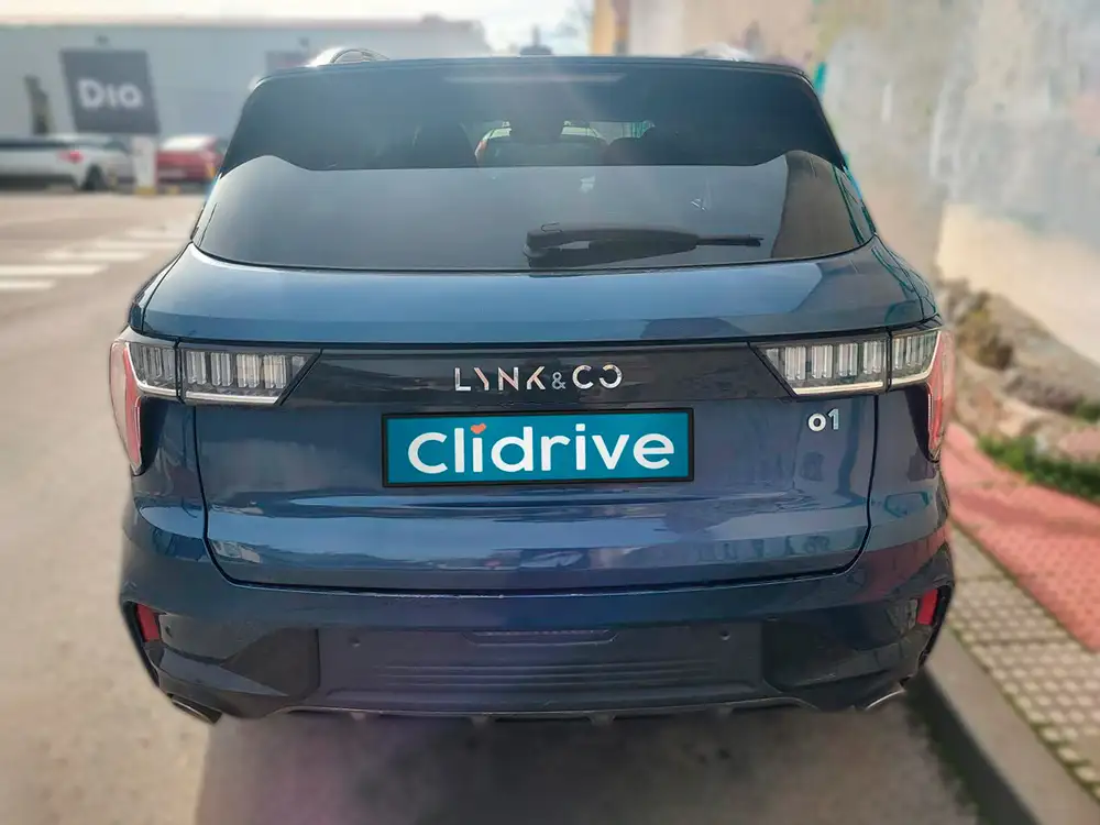 LYNK & CO 01