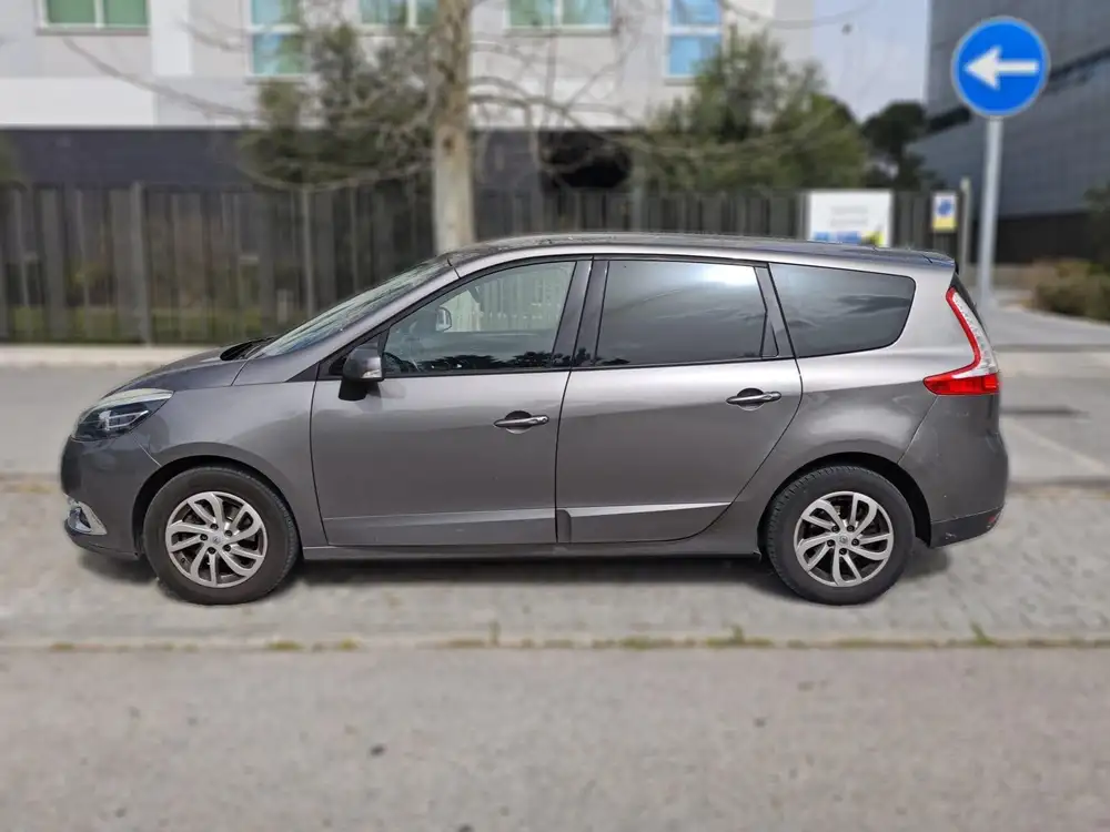 RENAULT grand scenic