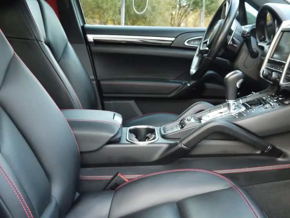 PORSCHE cayenne