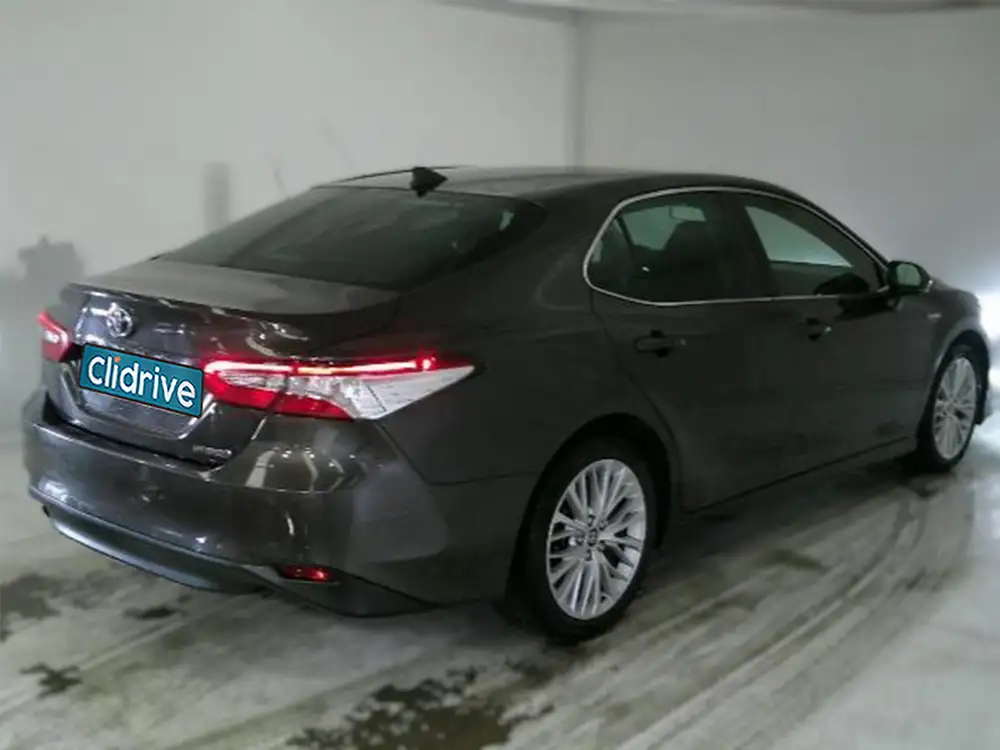 TOYOTA camry
