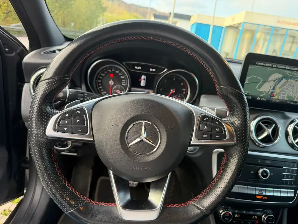 MERCEDES clase gla