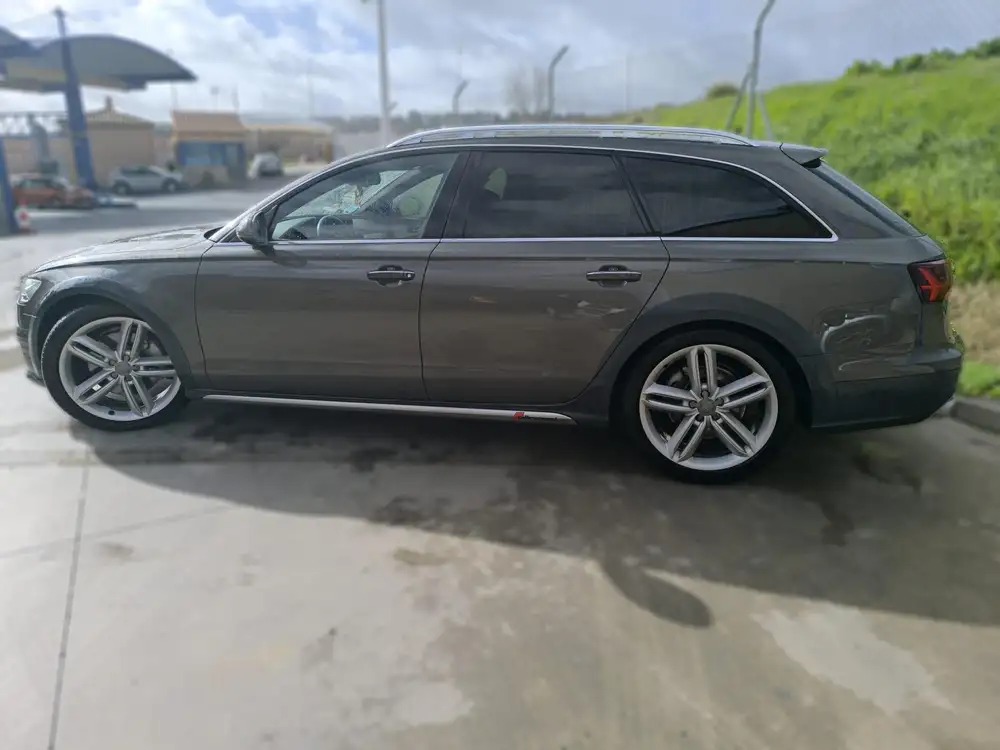 AUDI a6 allroad quattro