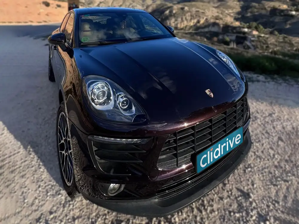 PORSCHE macan